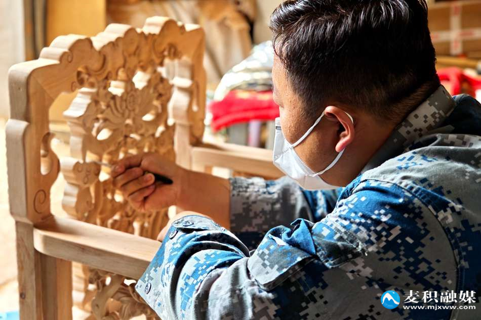 34f72f4ccfb9e3a9af1995516652217